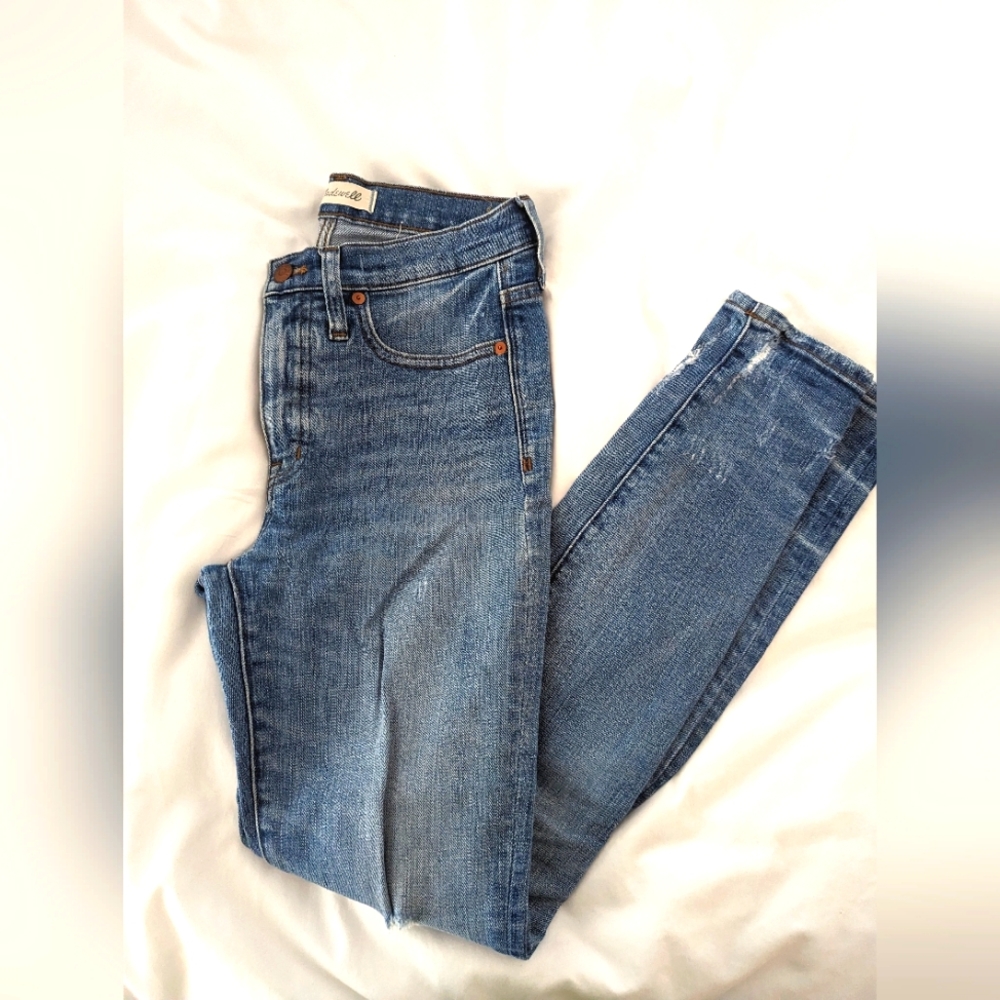 Madewell 9" high rise skinny distressed denim